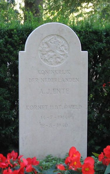 A.J.Ente.jpg