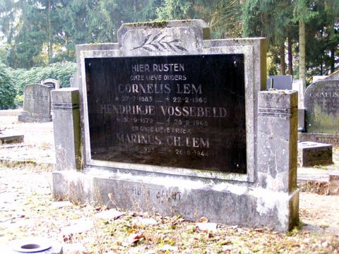 Lem M.Ch. 2004.jpg