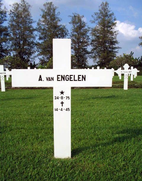 engelen van a.2004.jpg