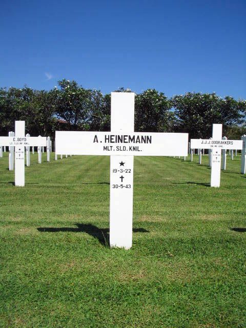 heinemann.a.2005.jpg