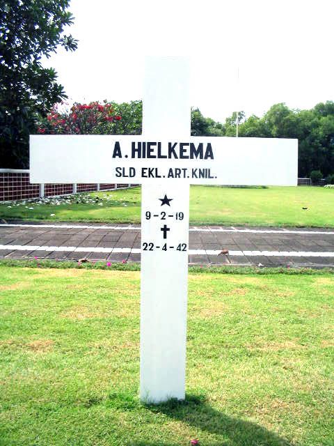 hielkema.a.2005.jpg