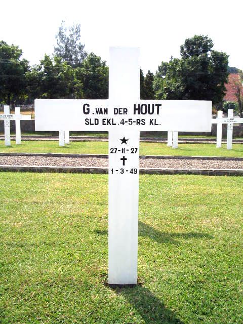 hout.v.der.g.2004.jpg.JPG