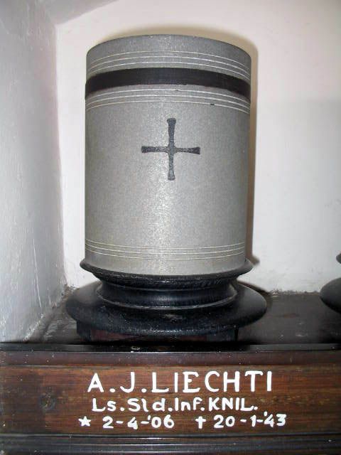liechti.a.j.2005.jpg