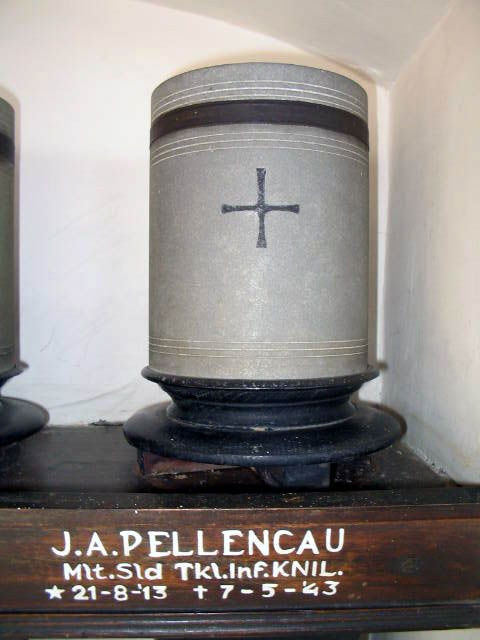pellencau.j.a..2005.jpg