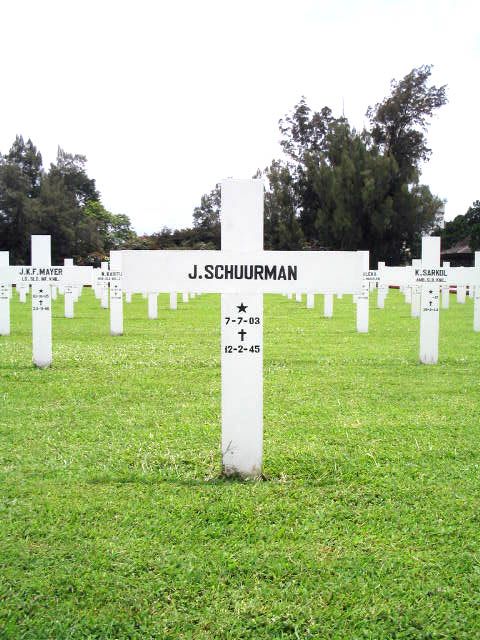 schuurman.j.7.7.03.2005.jpg