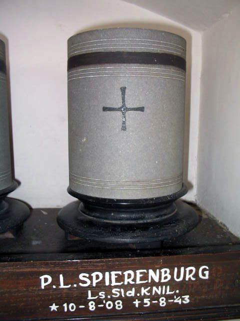 spierenburg.p.l.2005.jpg